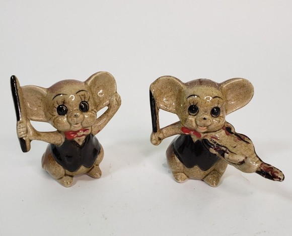 Pair Vintage Ceramic Mice Mouse Figurines Violin Conductor 2.5" Anthropomorphic - Picture 1 of 6